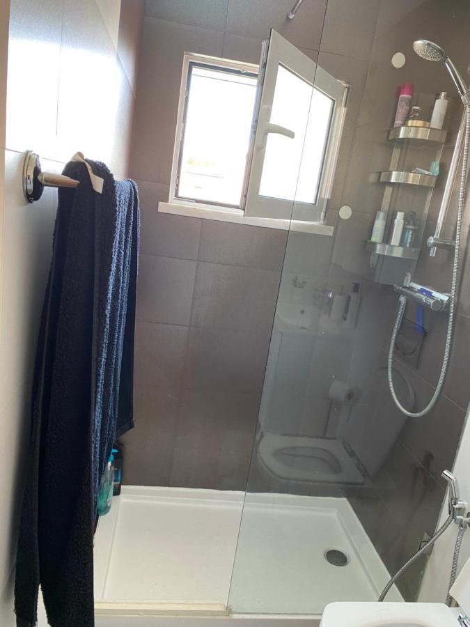 Zion Guest House Almada Esterno foto