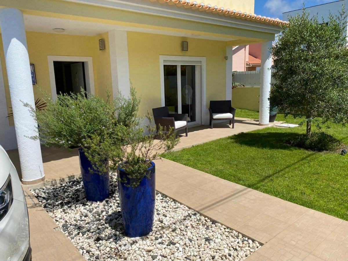 Zion Guest House Almada Esterno foto