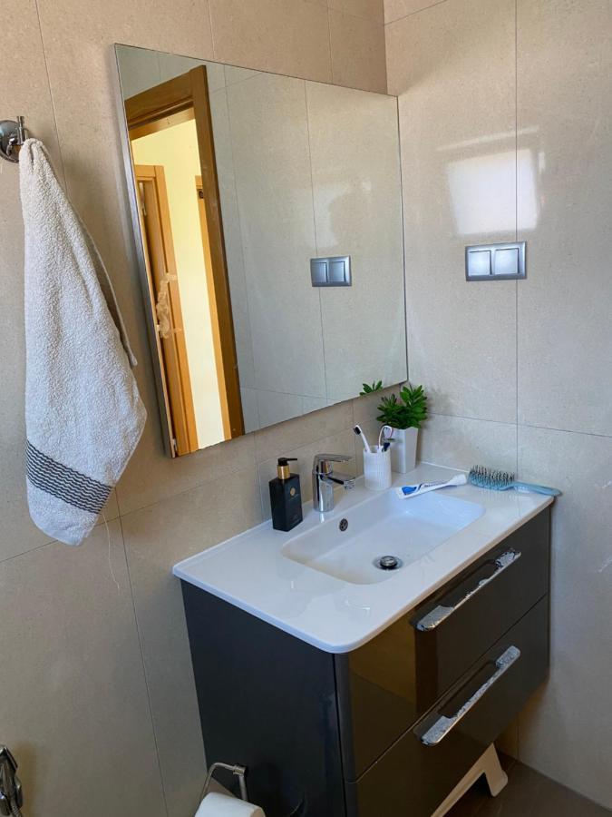 Zion Guest House Almada Esterno foto