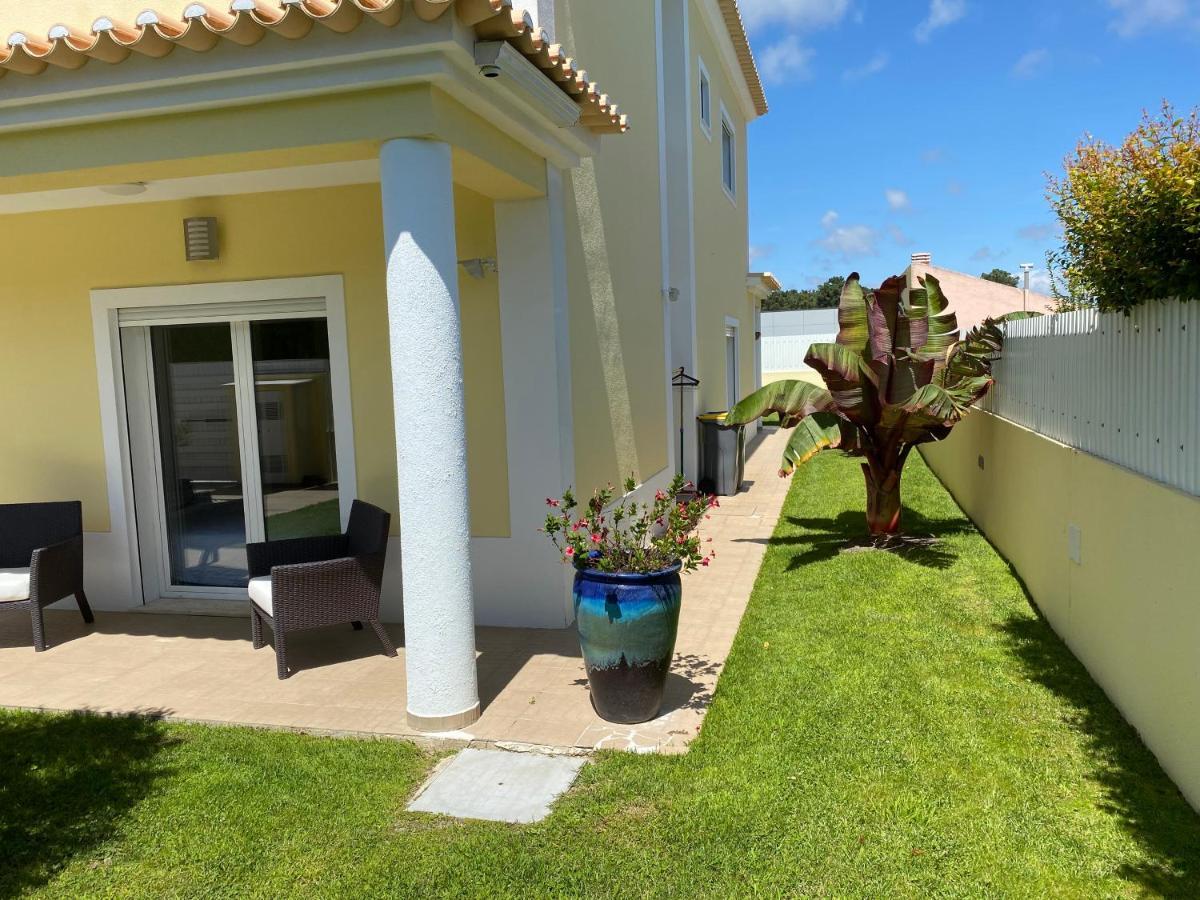 Zion Guest House Almada Esterno foto