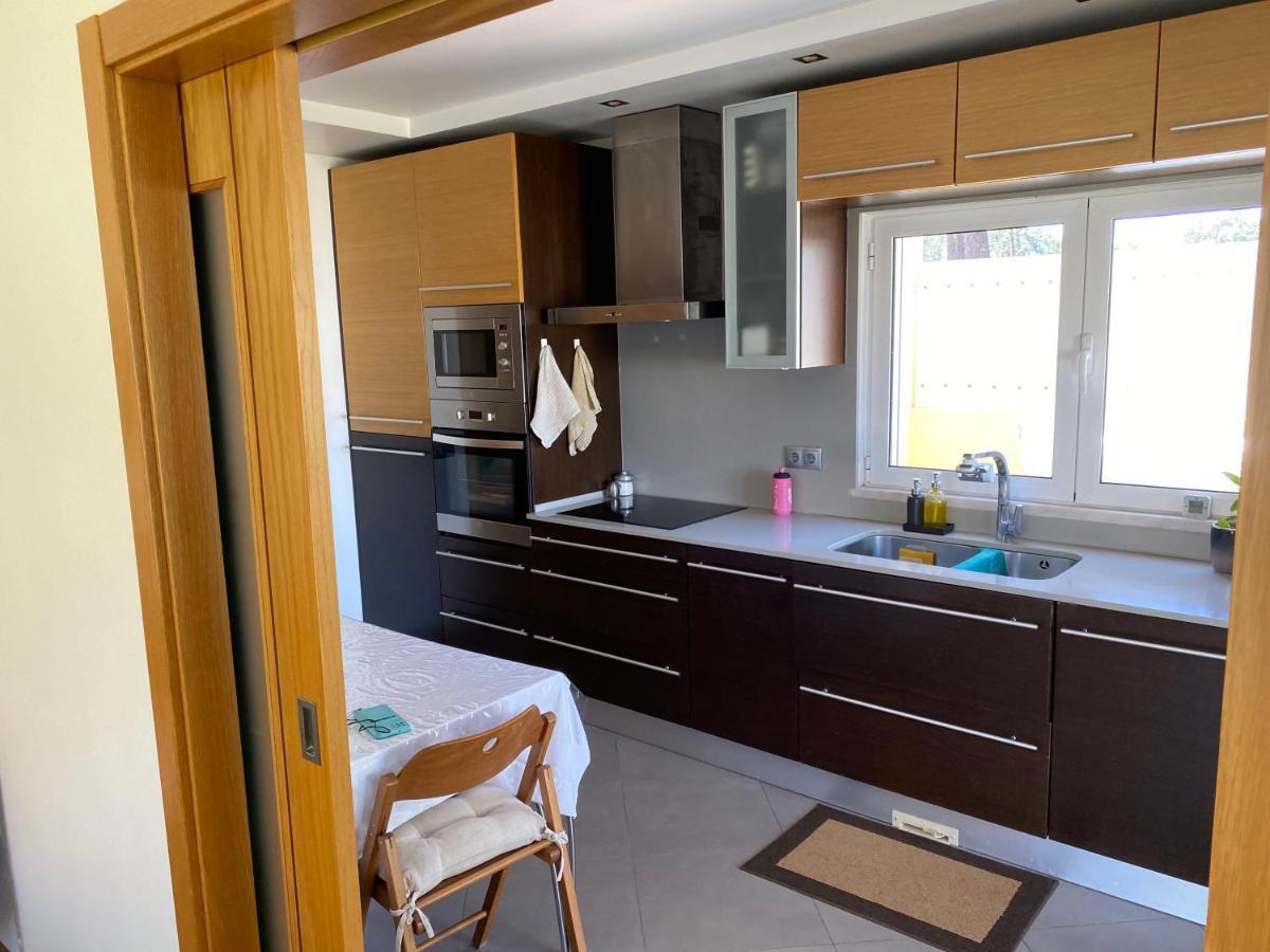 Zion Guest House Almada Esterno foto