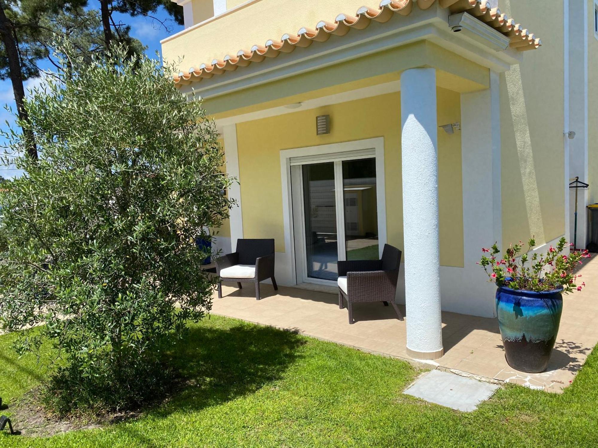 Zion Guest House Almada Esterno foto